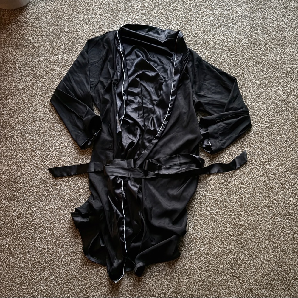 Black Silk Satin Robe XXL